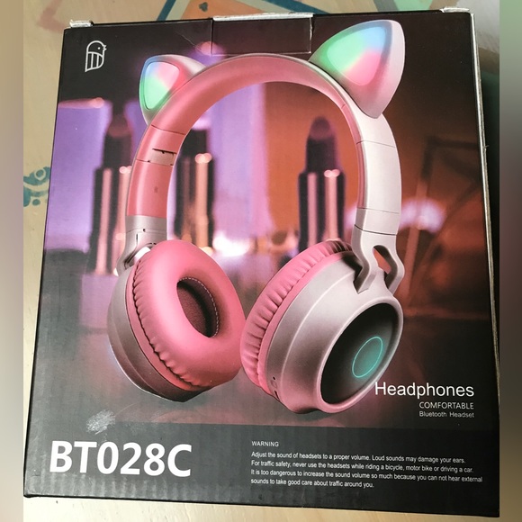 Wireless Cat Ear Headphones with Microphone - Picture 2 of 16